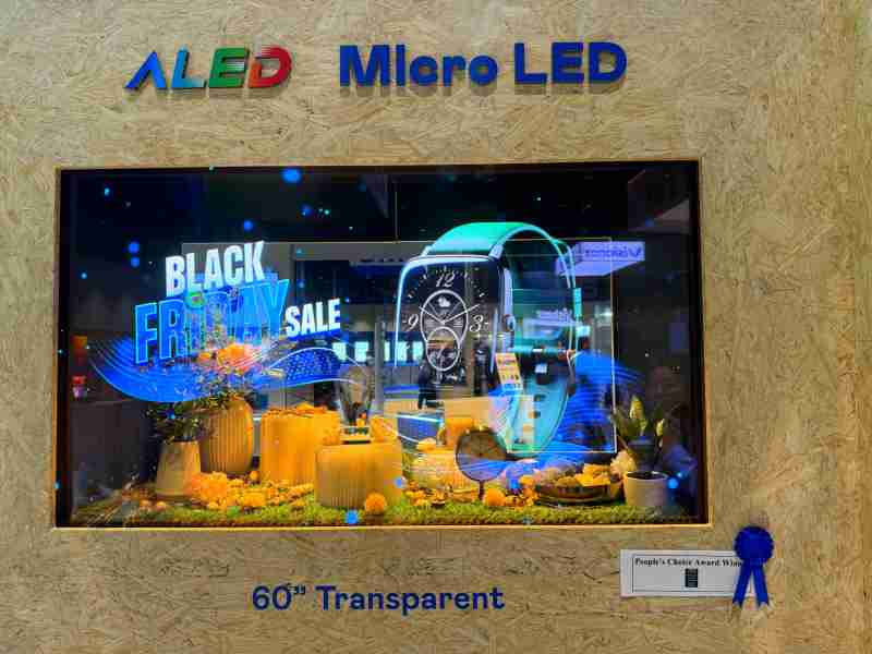 汇旺支付60吋高透明度Micro LED显示器获”最佳Micro LED技术应用奖”，，，将Micro LED面板透明化之设计特性极致发挥，，，，以可扩展性无缝拼接技术打造，，，具备600 nits全画面亮度、、、大于60%穿透率及超过NTSC 110%的优异广色域表现，，，，可依需求灵活应用于各种场域